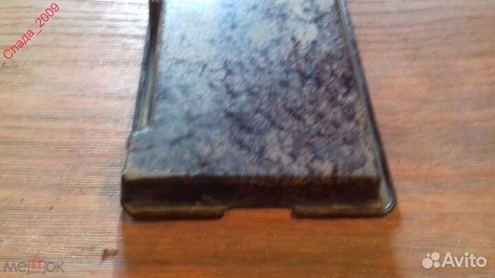 Запорожец заз-965 Крышка с аккумулятора карболит