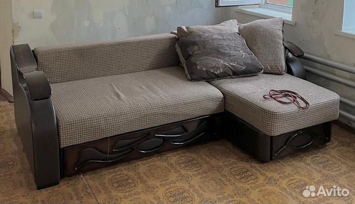Угловой диван