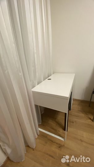 Письменный стол IKEA
