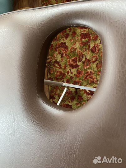 Массажный стол