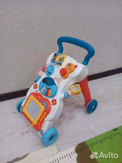 Детская каталка с ручкой