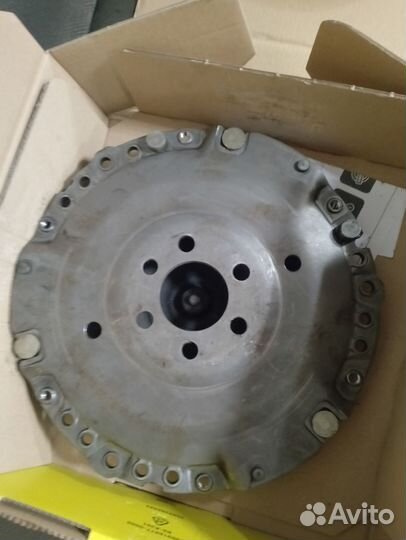 Сцепление volkswagen golf Valeo 821 445