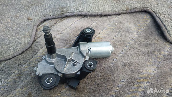 Моторчик стеклоочистителя задний Nissan Qashqai