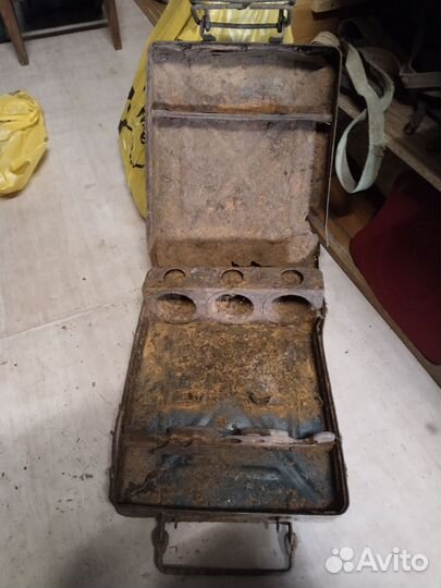 Железный ящик