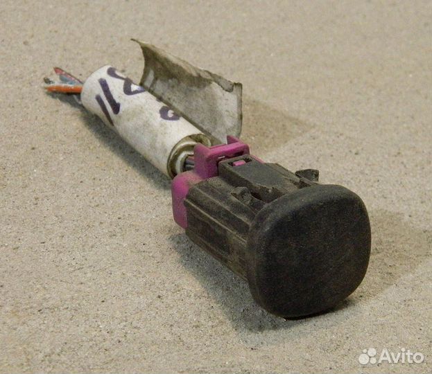 Заглушка переключателя Ford Escape 1