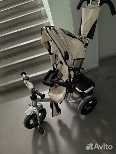 Трехколесный велосипед