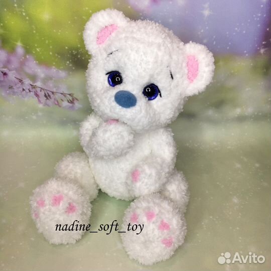 Вязаная игрушка мишка