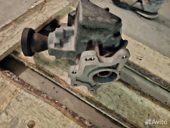 Раздатка редуктор угловой Volvo B5244T3 2.4
