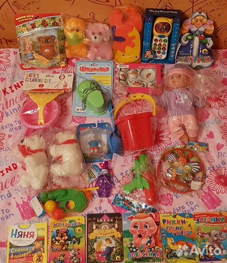 Игрушки,книги для девочки от 3 лет.Новые