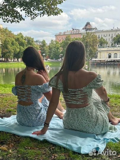 Платье женское