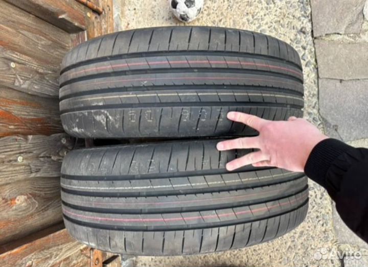 Bridgestone Turanza T005 215/55 R18