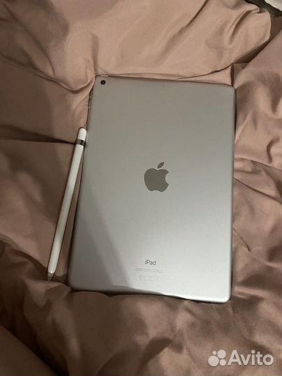 iPad 8 2020 wifi 32gb 10.2 комплект Apple Pencil 1