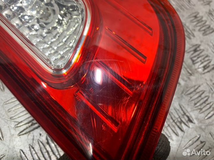 Фонарь внутренний задний левый Renault Koleos HY0