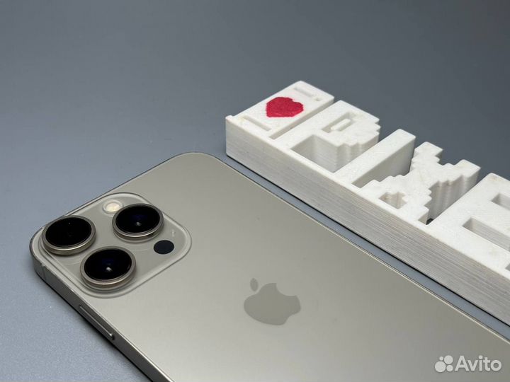 iPhone Xr в корпусе 15 Pro
