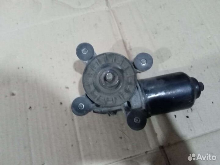 Мотор дворников Mazda Capella