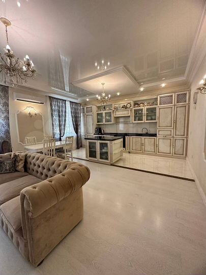 3-к. квартира, 115 м², 2/4 эт.