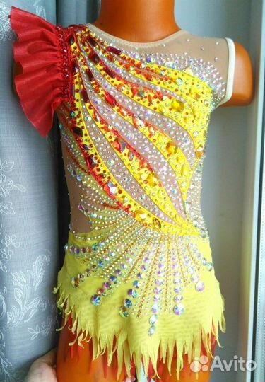 Купальник для художественной гимнастики