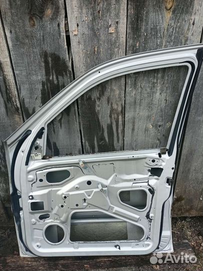 Дверь от mercedes-benz ml w163