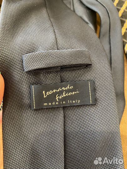 Галстуки фирменные