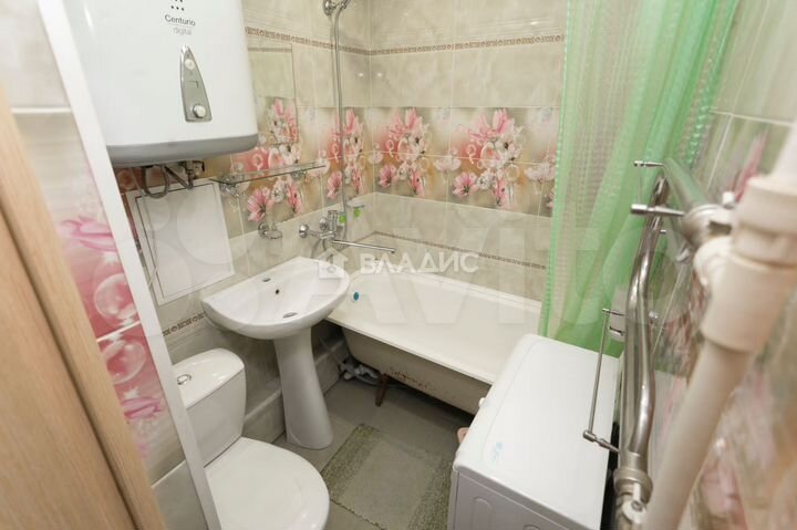 2-к. квартира, 40,7 м², 1/4 эт.