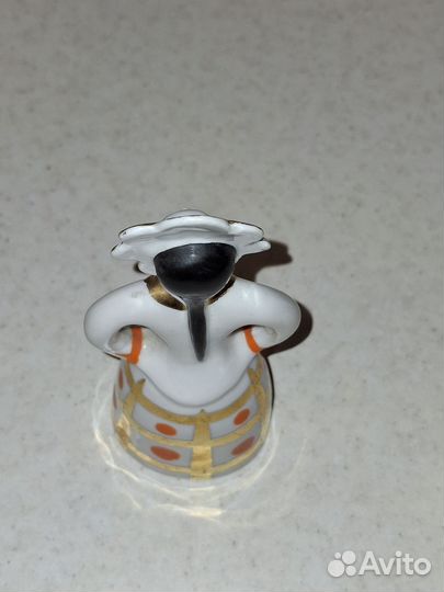 Статуэтка девушка в кокошнике