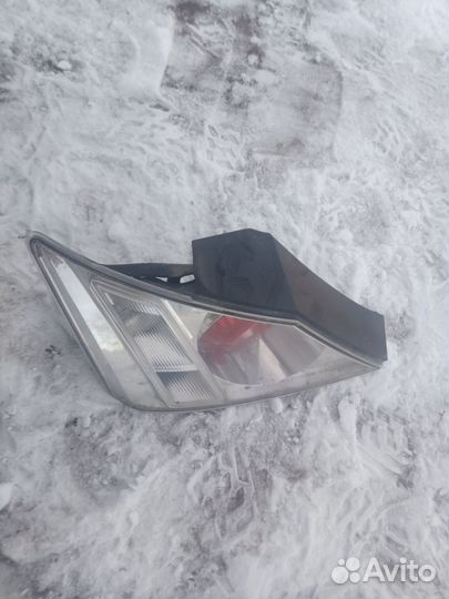 Фонарь toyota will vs левый