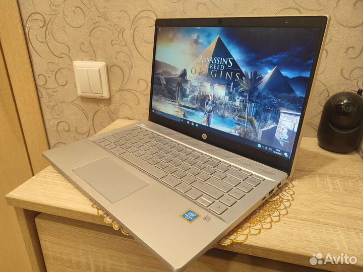 Ноутбук hp Intel gold современный тонкий