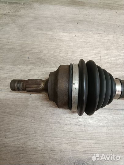 Привод правый (полуось) Citroen C4 I (2004—2014)