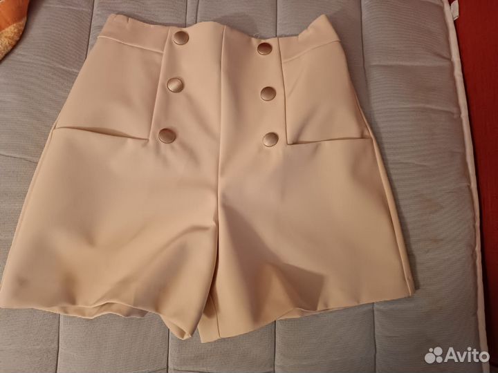 Шорты женские love republic 46р и топик белый (М)