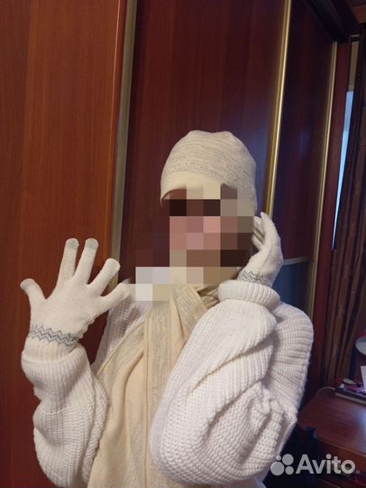 2 комплекта шапка, шарф, варежки