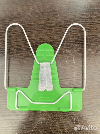 Подставка для учебников