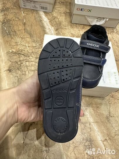 Кроссовки geox 22 размер утепленные для мальчика