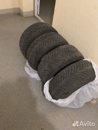 Nokian Tyres Hakkapeliitta R2 245/45 R18