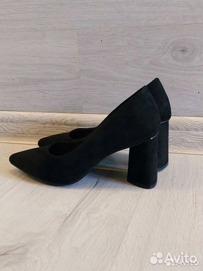Туфли женские 37 размер замшевые