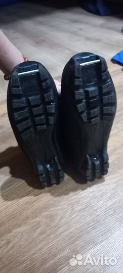 Лыжные ботинки