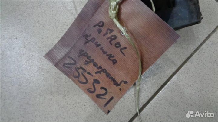 Крышка блока предохранителей Nissan Patrol Y61 19