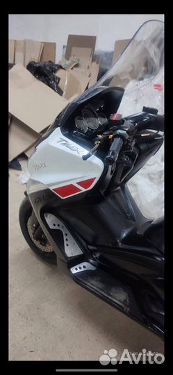 Максискутер yamaha T-Max 3