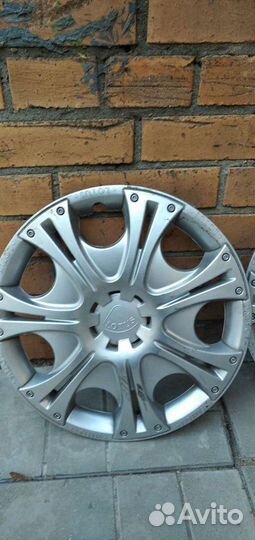 Колпаки R15 универсальные