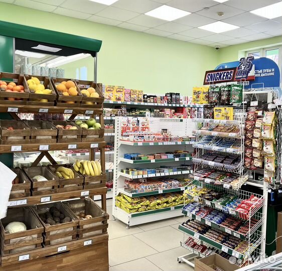 Продавец в магазин продуктов