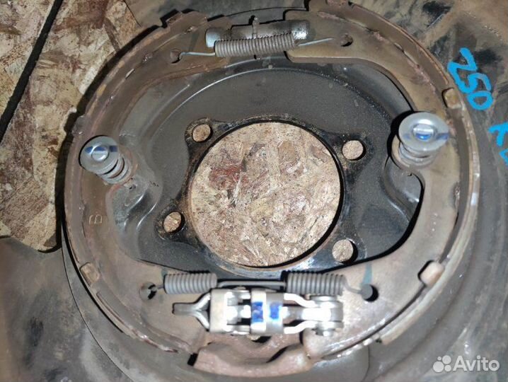 Механизм стояночного тормоза Nissan Murano PNZ50