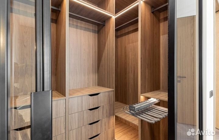 Шкаф купе гардеробная со стеклянными дверцами