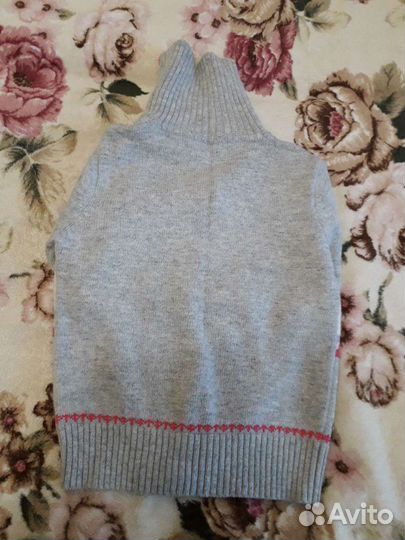 Теплая кофта для девочки