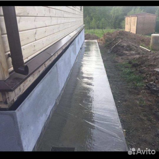 Бригада строителей