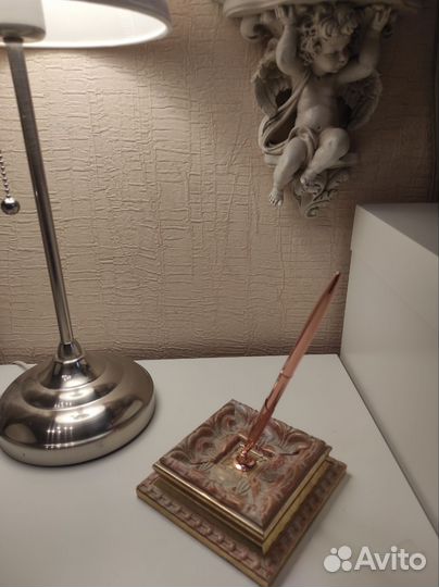 Ручка на ресепшен