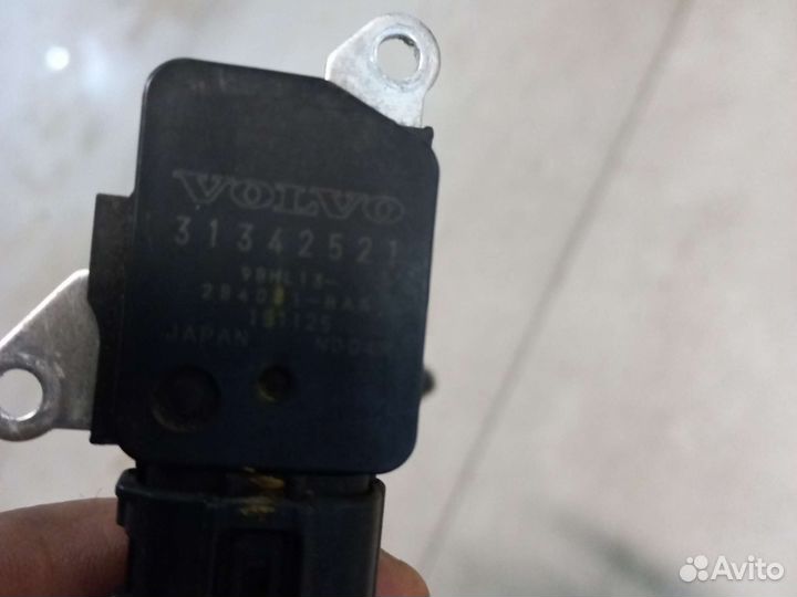 Датчик расхода воздуха Volvo XC60