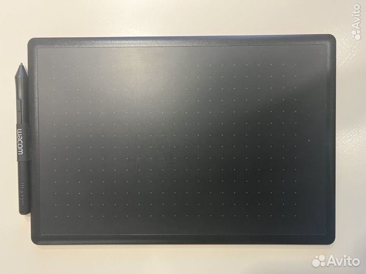 Графический планшет one by wacom