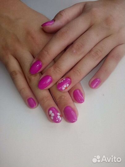 Делаю маникюр и педикюр