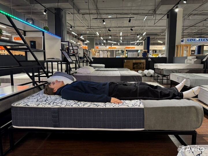 Матрас новый 180х200