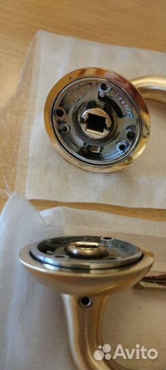 Дверные ручки, отдам за Рафаэлло