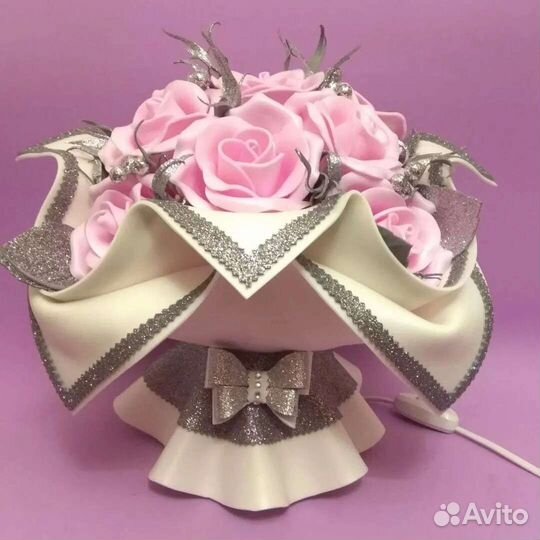 Букет роз- светильник